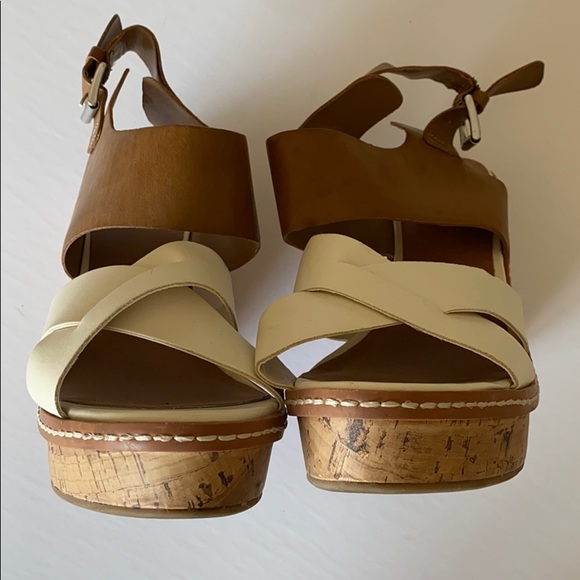 Mossimo wedge sandals. - Picture 4 of 6